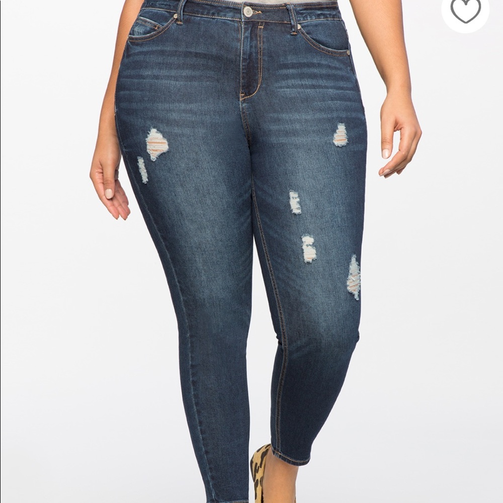 Peach Lift Jean